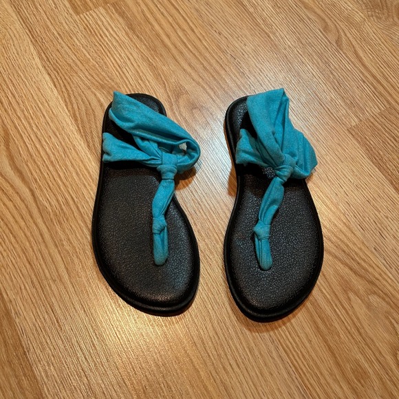 Sanuk Girls Yoga Sling Turquoise Flip Flops Sandals Shoes - Picture 1 of 5